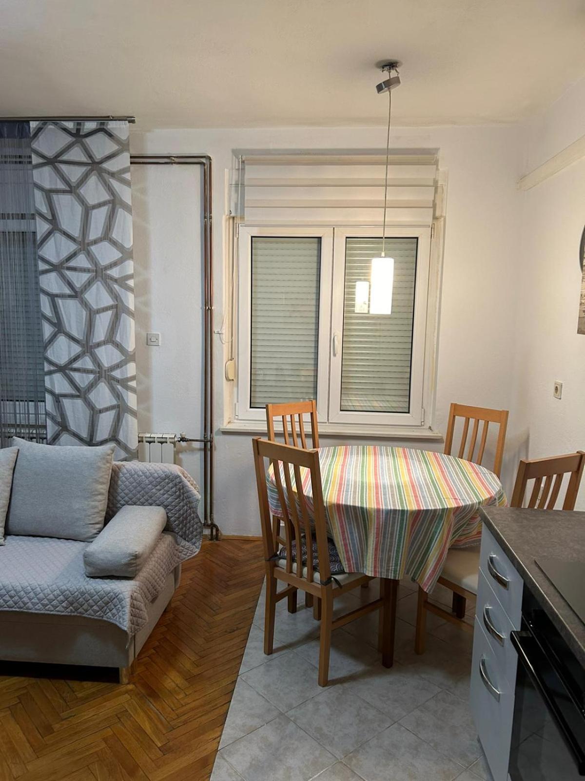 Apartmani Deni Crikvenica Exteriör bild